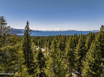 949 Dana Court, Unit 8, Incline Village, NV 89451 Photo