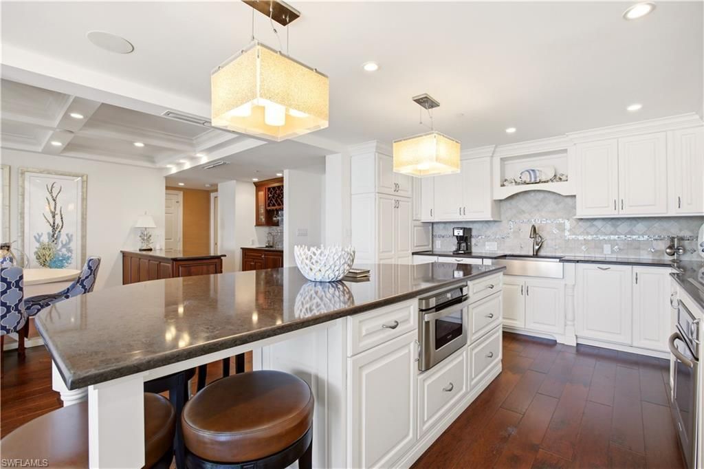 3377 Gulf Shore Blvd N, Unit 6B, Naples, FL 34103 Photo