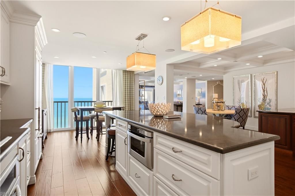 3377 Gulf Shore Blvd N, Unit 6B, Naples, FL 34103 Photo