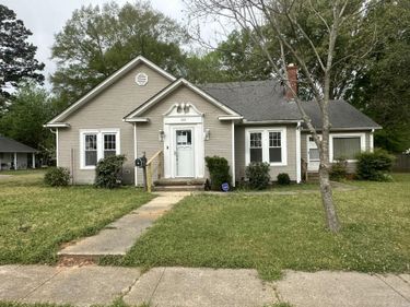 104 S Gannaway Street, Warren, AR 71671