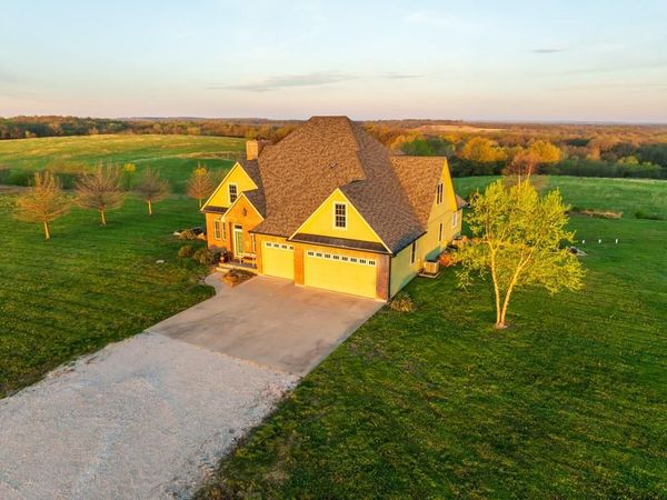 1978 SW County Road 11517 Road, Rich Hill, MO 64779