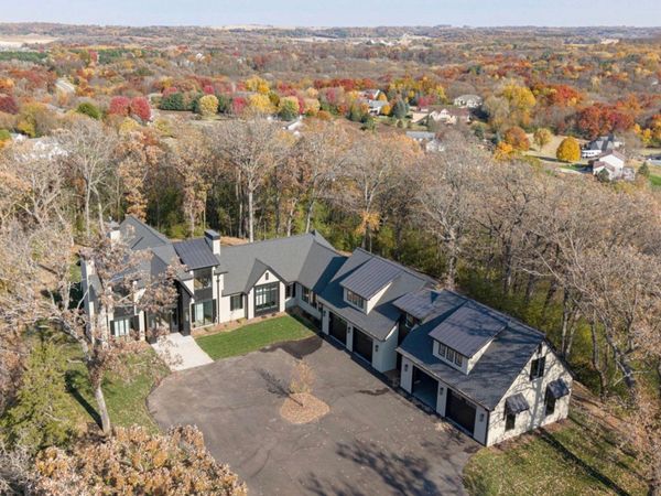 6620 Buckthorn Drive NW, Rochester, MN 55901