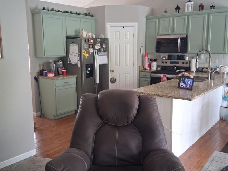 2224 Castle Pines Court, Hamilton, OH 45013 Photo 4