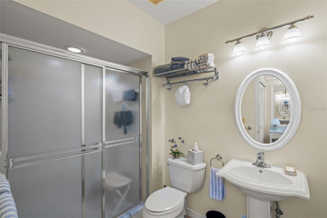 4688 Oak Hollow Drive , Unit 25, Sarasota, FL 34241 Photo