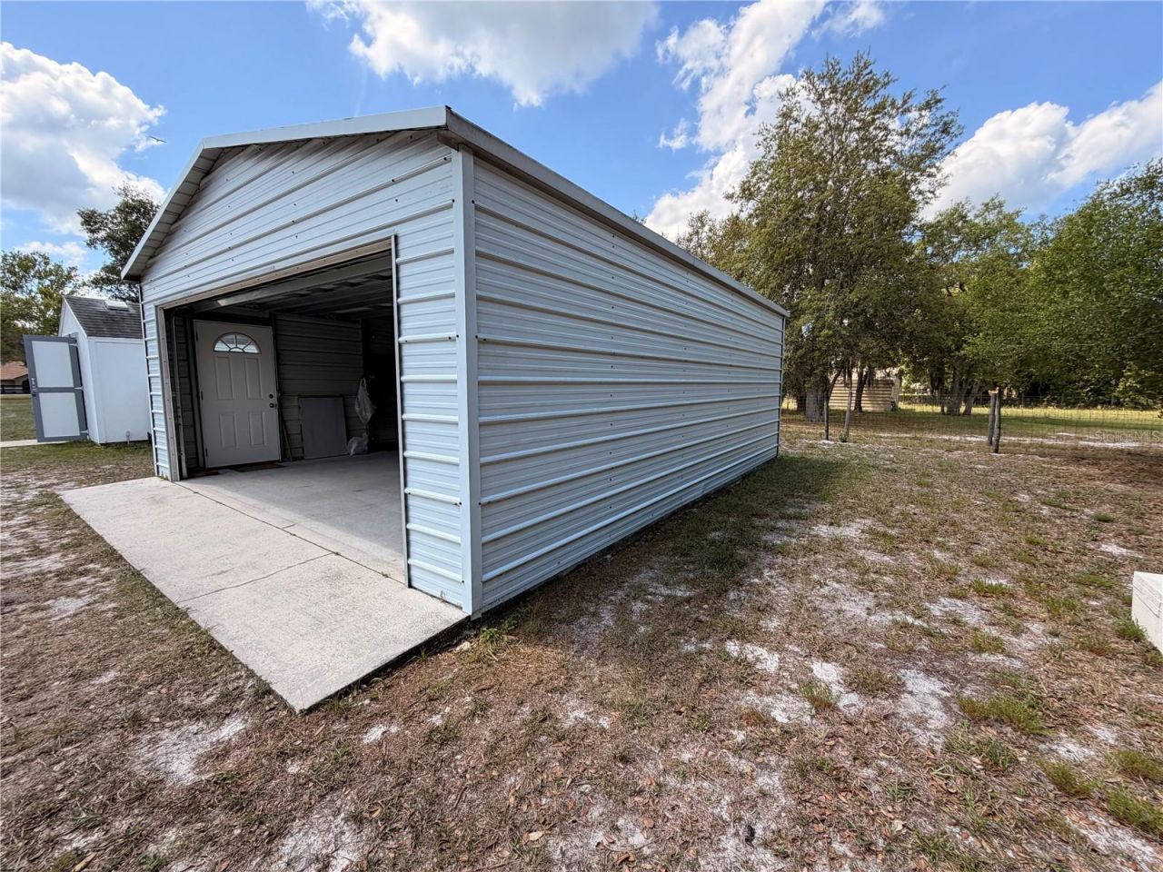 472 Shaw Lake Road , Pierson, FL 32180 Photo