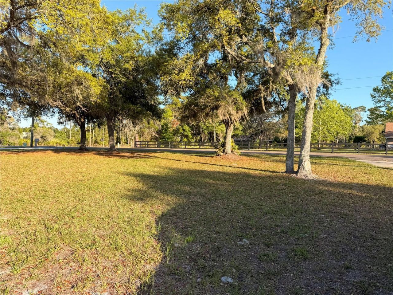 472 Shaw Lake Road , Pierson, FL 32180 Photo