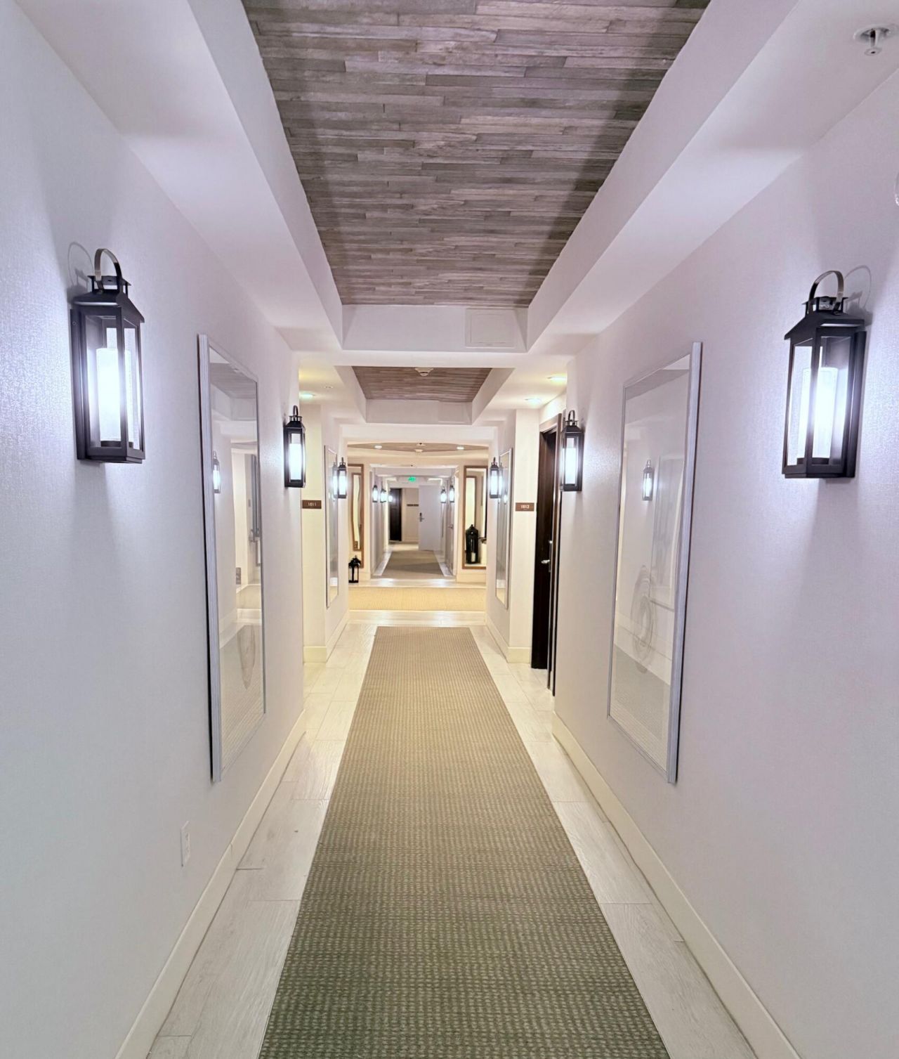 505 N Fort Lauderdale Beach Boulevard, Unit 1817, Fort Lauderdale, FL 33304 Photo