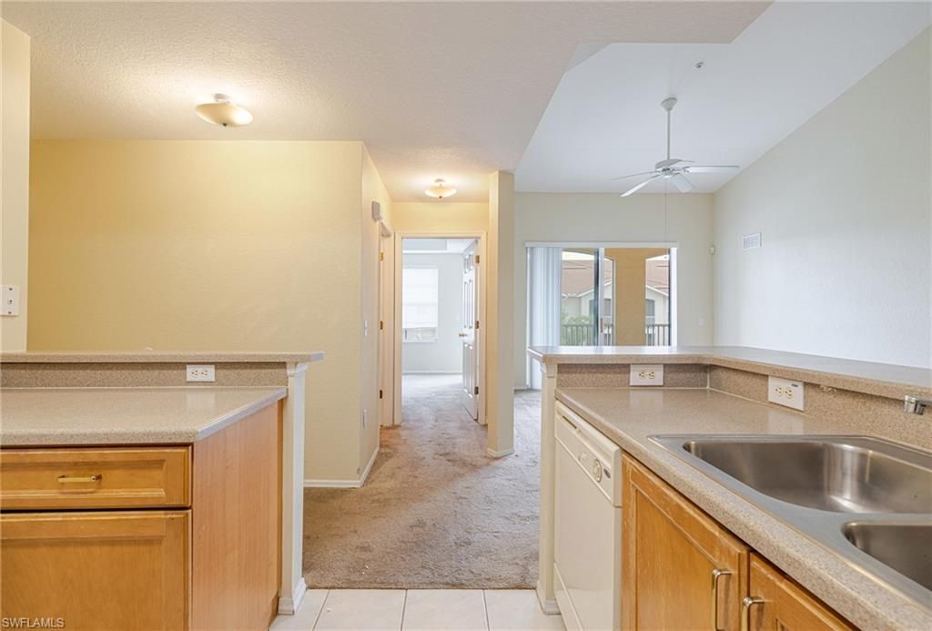 9025 Colby Dr , Unit 2120, Fort Myers, FL 33919 Photo