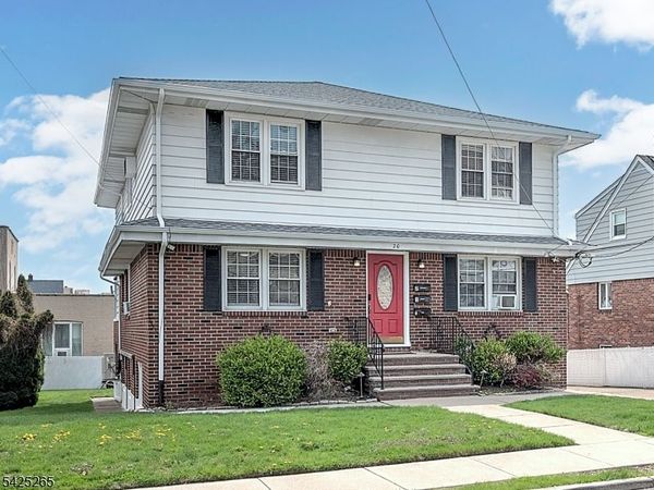 20 S Corabelle Ave, Lodi, NJ 07644