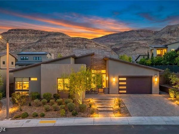 10241 Kirkwood Gaps Avenue , Las Vegas, NV 89135