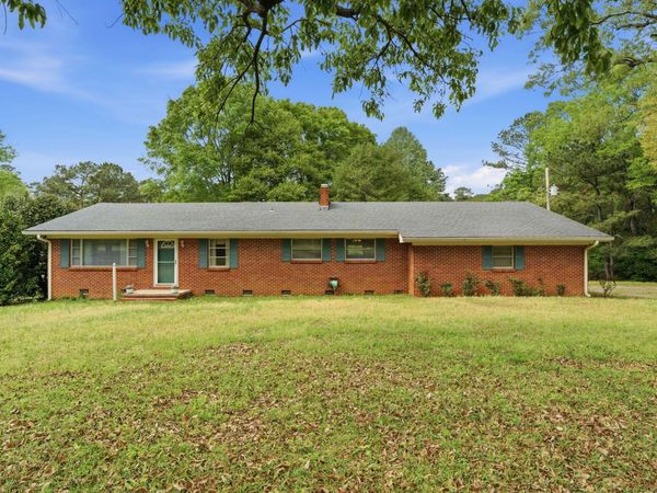 215 County Road 10, Stringer, MS 39481