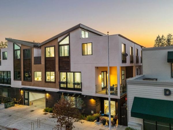 914 woodside, Redwood City, CA 94061