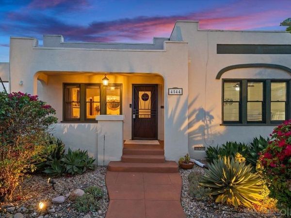 4544 Kensington Dr , San Diego, CA 92116