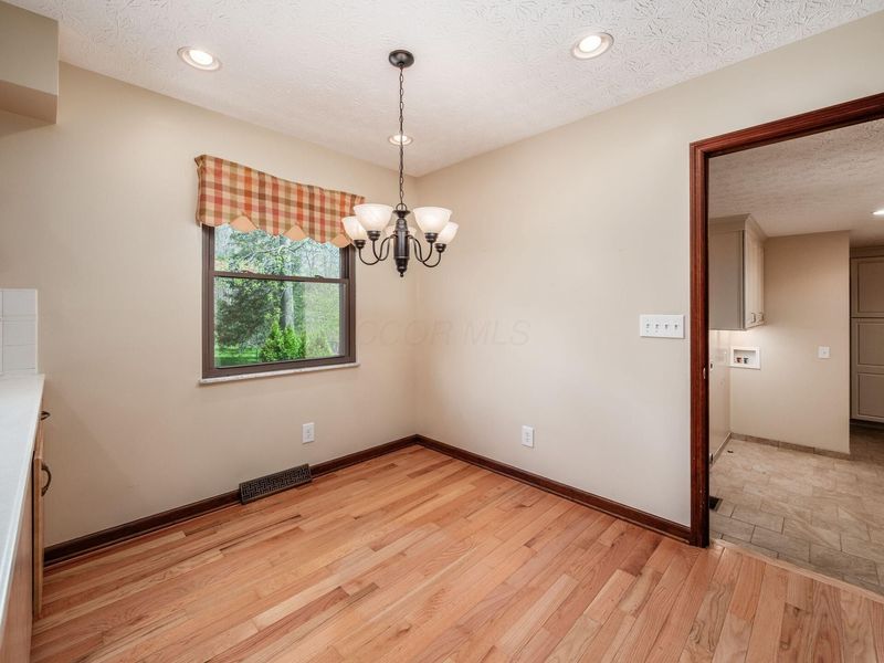 2434 Carriage Road, Powell, OH 43065 Photo 17