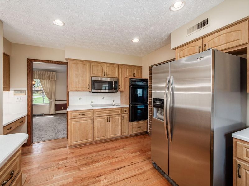 2434 Carriage Road, Powell, OH 43065 Photo 22