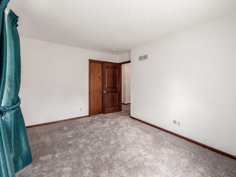 2434 Carriage Road, Powell, OH 43065 Photo 34