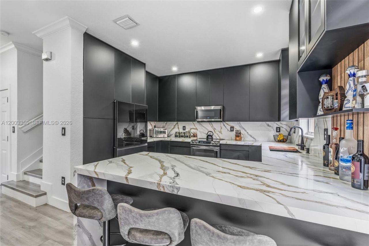 12880 SW 134th Ter , Miami, FL 33186 Photo