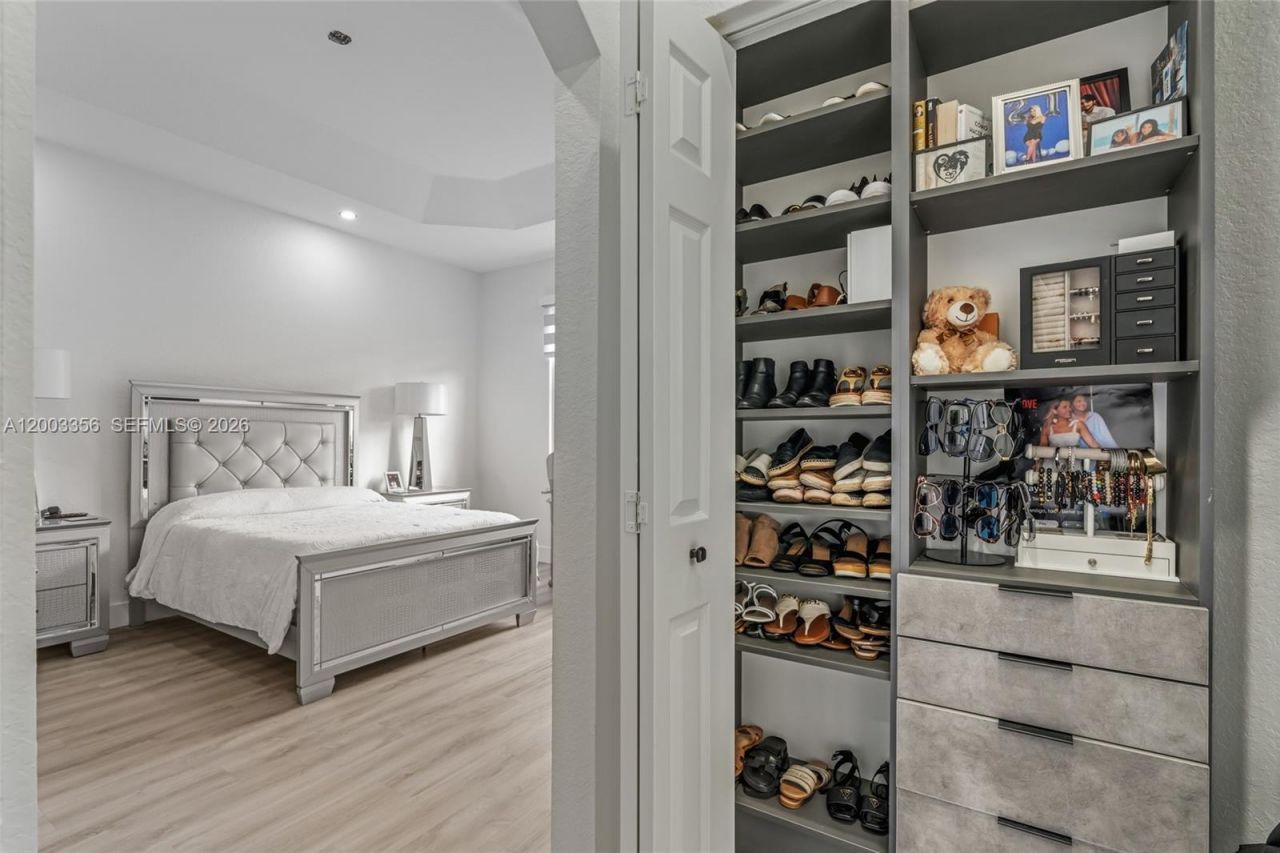 12880 SW 134th Ter , Miami, FL 33186 Photo