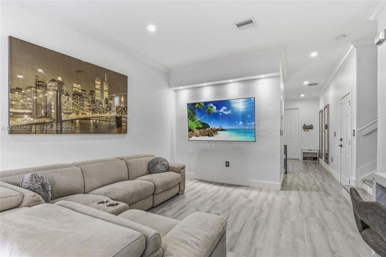 12880 SW 134th Ter , Miami, FL 33186 Photo