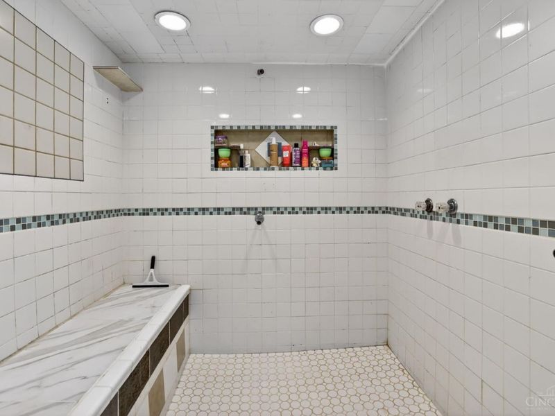 7049 Montgomery Rd., Cincinnati, OH 45236 Photo 38