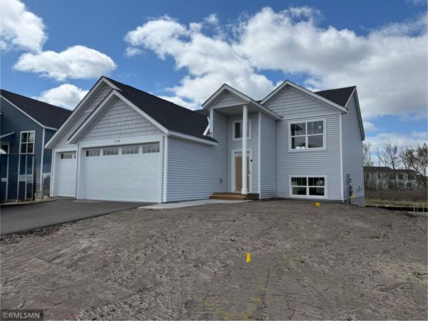 1564 Meadows Drive NE, East Bethel, MN 55011
