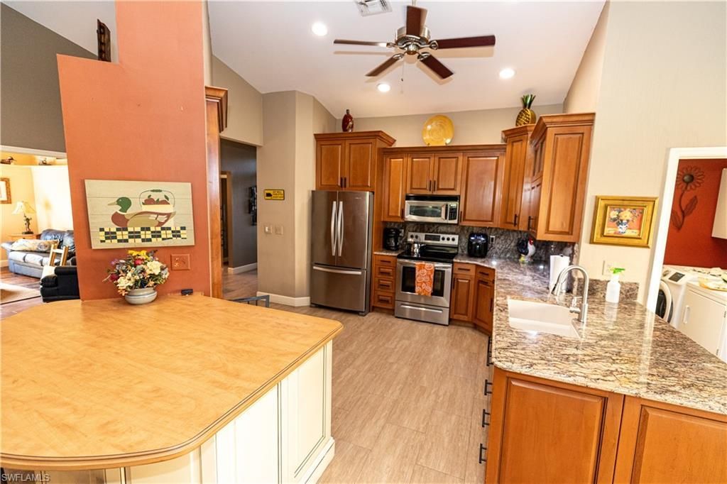 9411 Old Hickory Cir , Fort Myers, FL 33912 Photo