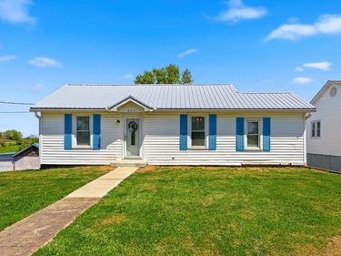 817 Bellows Mill Road, Harrodsburg, KY 40330