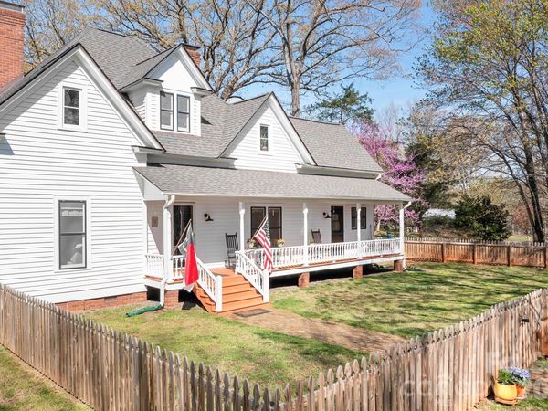 1315 Scotts Creek Road , Statesville, NC 28625