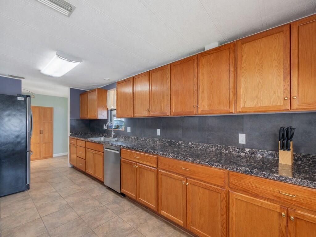 225 NE Forrest Court, Jensen Beach, FL 34957 Photo