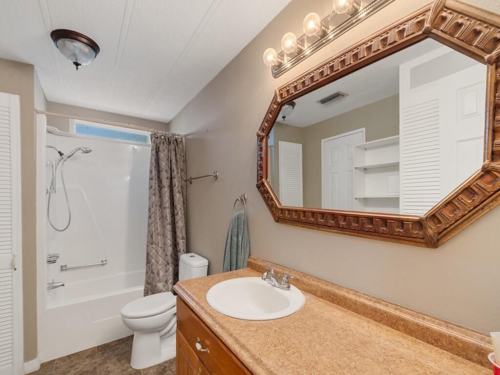 225 NE Forrest Court, Jensen Beach, FL 34957 Photo