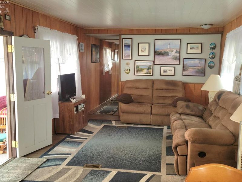 999 N Buck Road, Unit 92, Marblehead, OH 43440 Photo 3