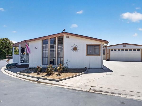 84 Poinsettia Gardens Drive, Ventura, CA 93004
