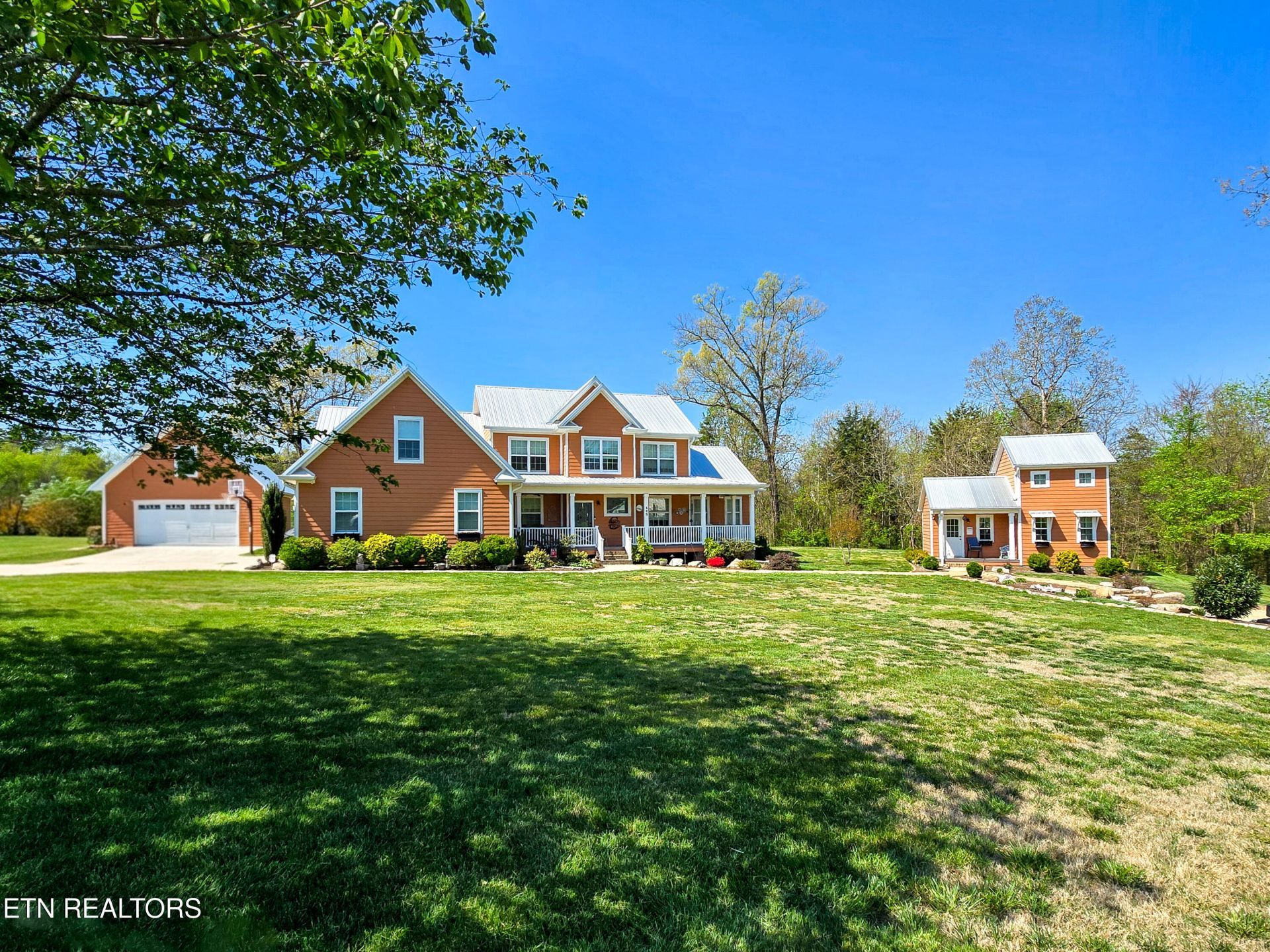 165 Wrenwood Way, Greenback, TN 37742 Main Photo