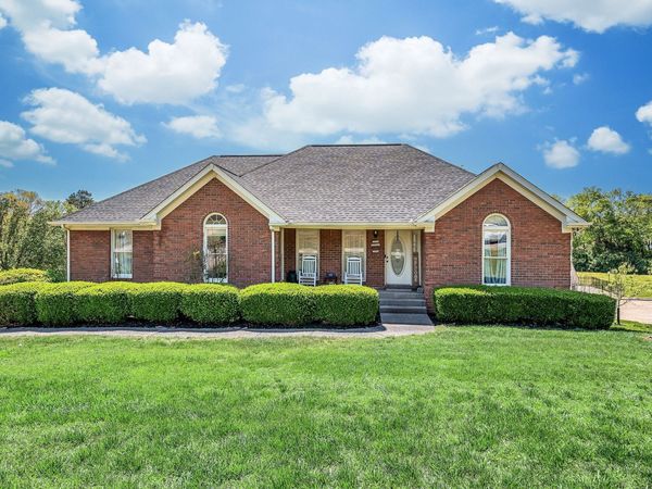 396 Solitude Cir , Goodlettsville, TN 37072