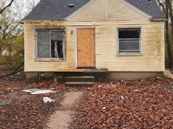 18541 Fielding Street, Detroit, MI 48219