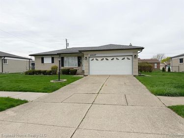 13627 Beth Drive, Warren, MI 48088