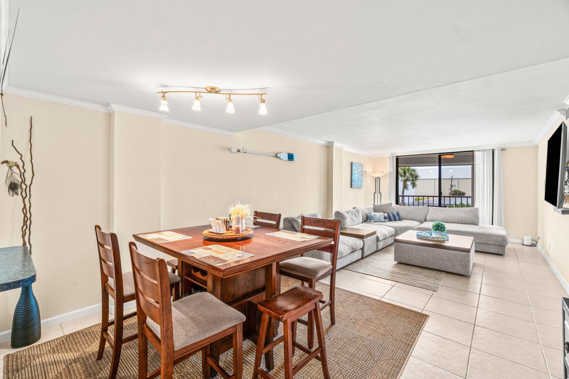 890 N Federal Highway, Unit 311, Lake Worth Beach, FL 33460 Photo