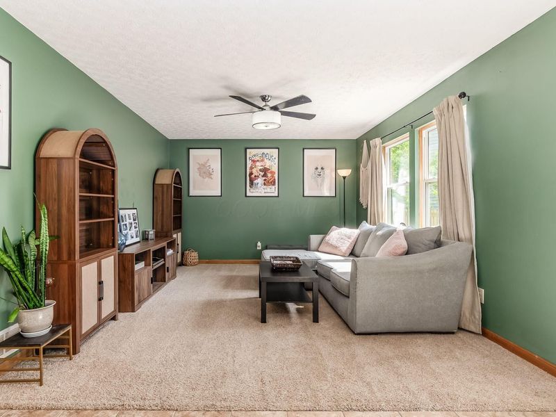 8671 Cadet Drive N, Galloway, OH 43119 Photo 15