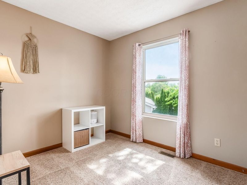 8671 Cadet Drive N, Galloway, OH 43119 Photo 28