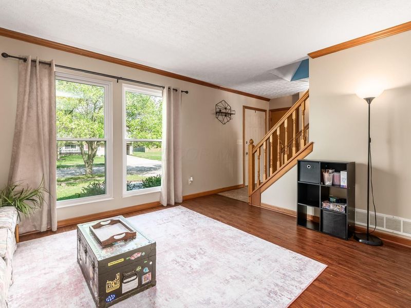 8671 Cadet Drive N, Galloway, OH 43119 Photo 6