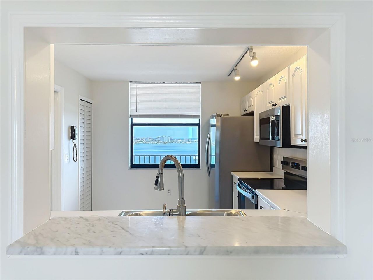 7300 Sun Island Dr S,, Unit 1403, South Pasadena, FL 33707 Photo