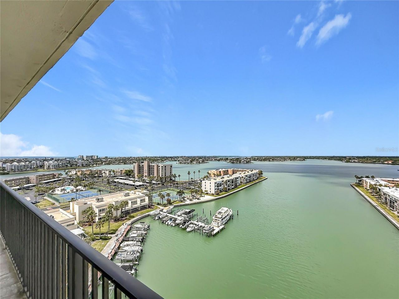 7300 Sun Island Dr S,, Unit 1403, South Pasadena, FL 33707 Photo