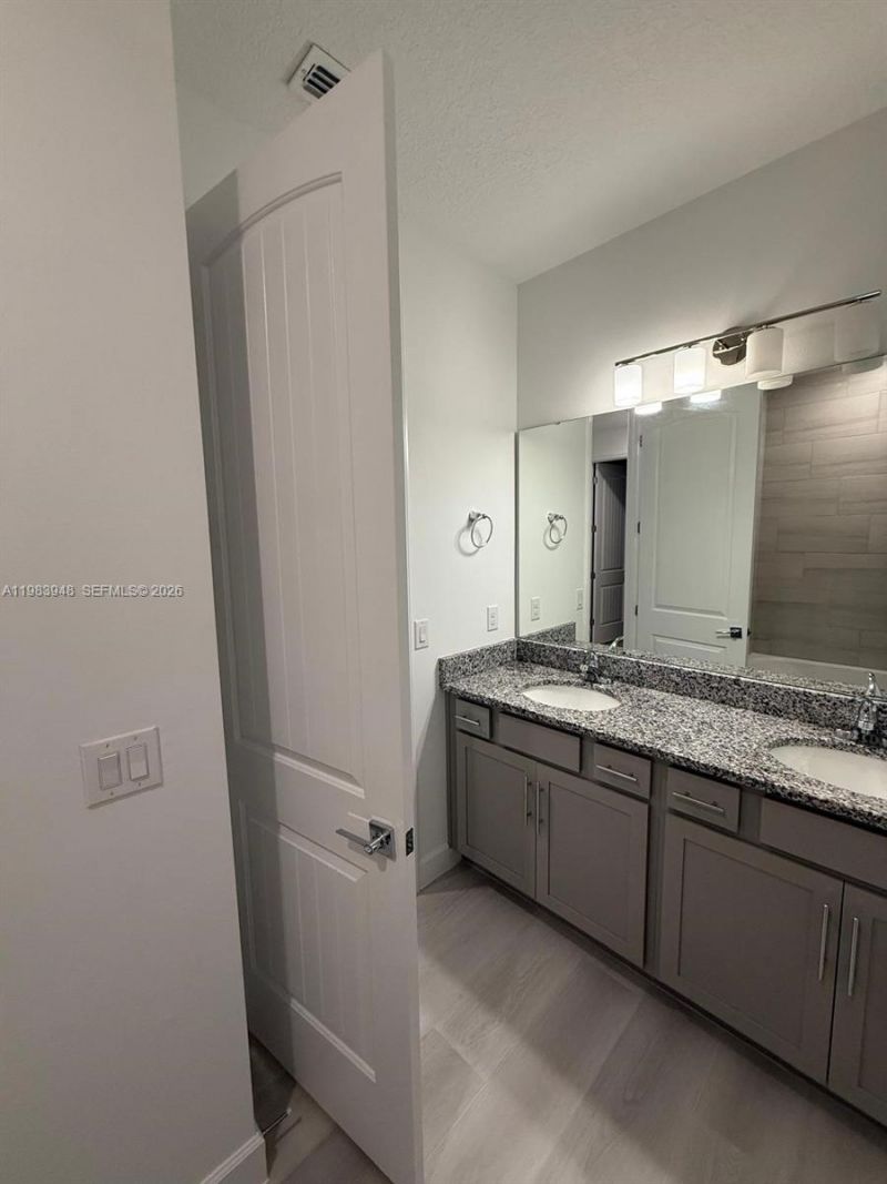 1255 SE Wadsworth St , Palm Bay, FL 32909 Photo