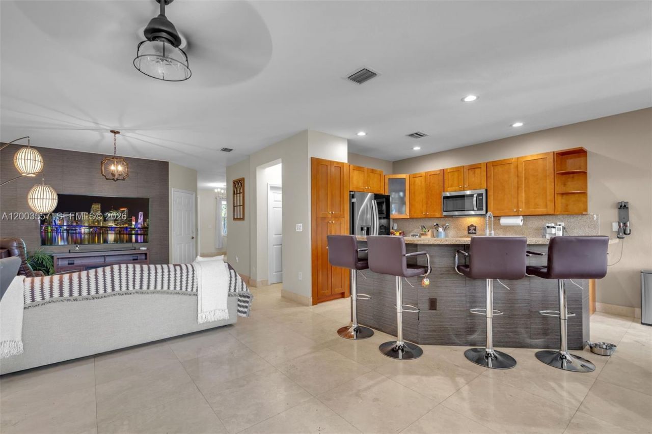 10788 NW 76th Ln, Doral, FL 33178 Photo