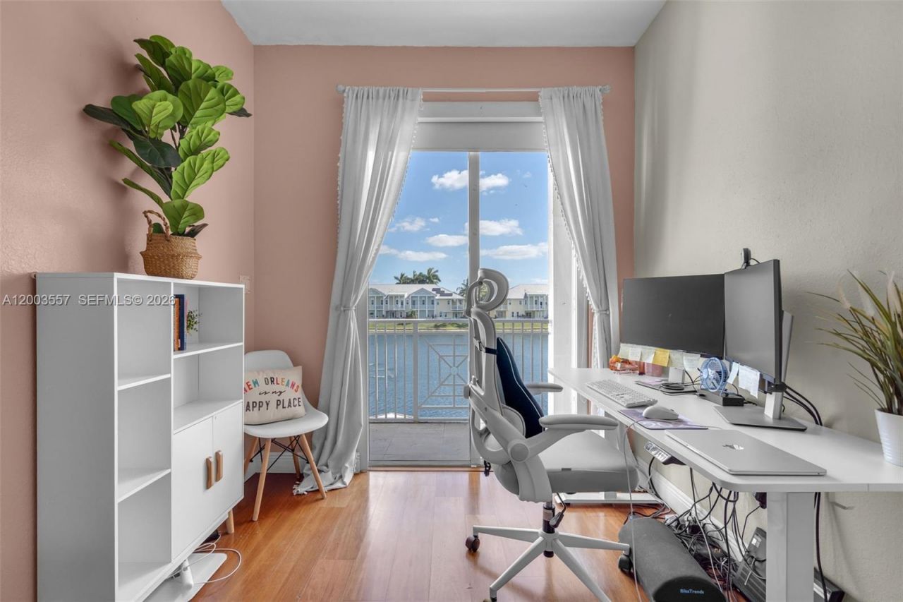 10788 NW 76th Ln, Doral, FL 33178 Photo