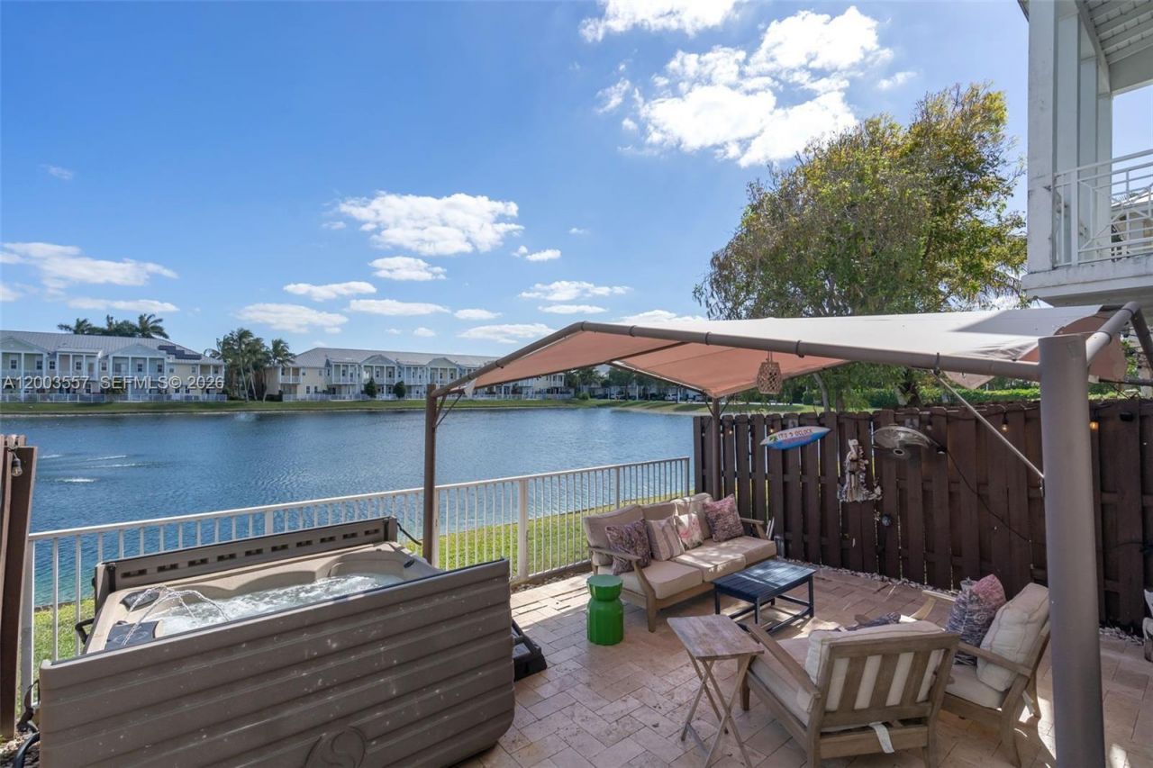 10788 NW 76th Ln, Doral, FL 33178 Photo