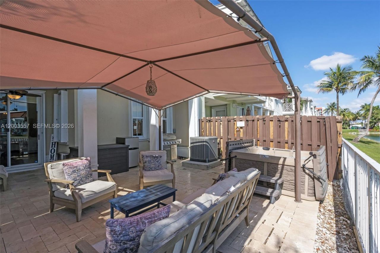 10788 NW 76th Ln, Doral, FL 33178 Photo