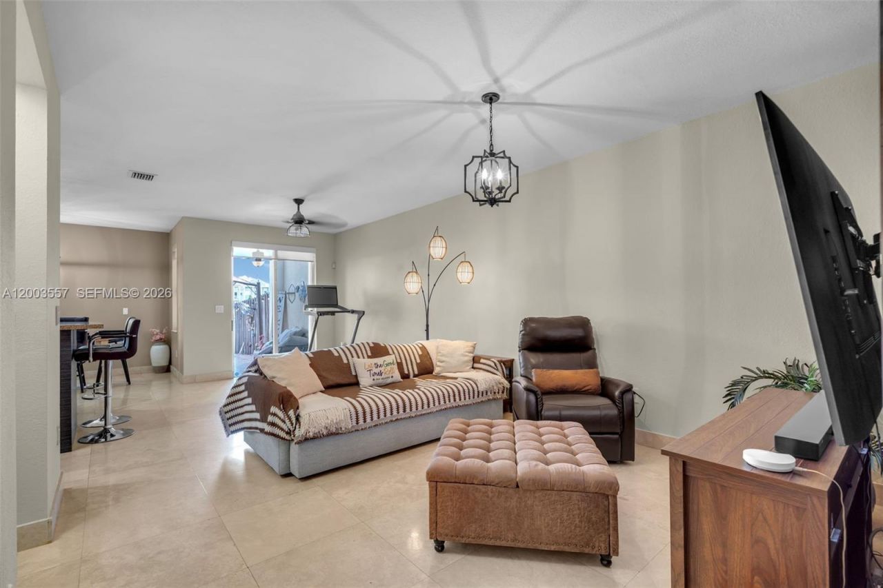 10788 NW 76th Ln, Doral, FL 33178 Photo