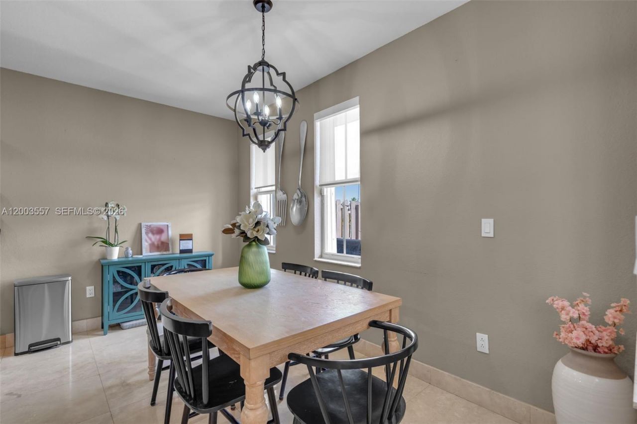 10788 NW 76th Ln, Doral, FL 33178 Photo