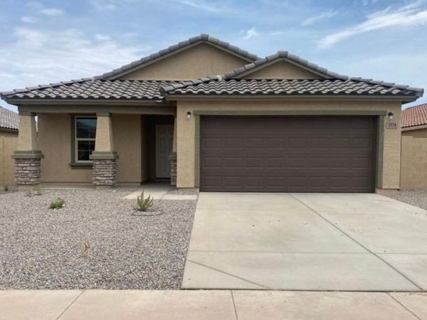816 S Silvercreek Court, Casa Grande, AZ 85122
